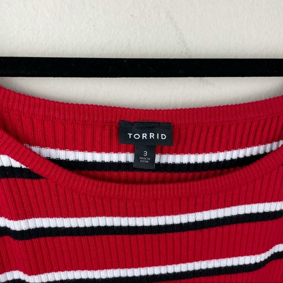 Torrid 3/4 Sleeve Red Black White Stripped Top - Picture 3 of 10